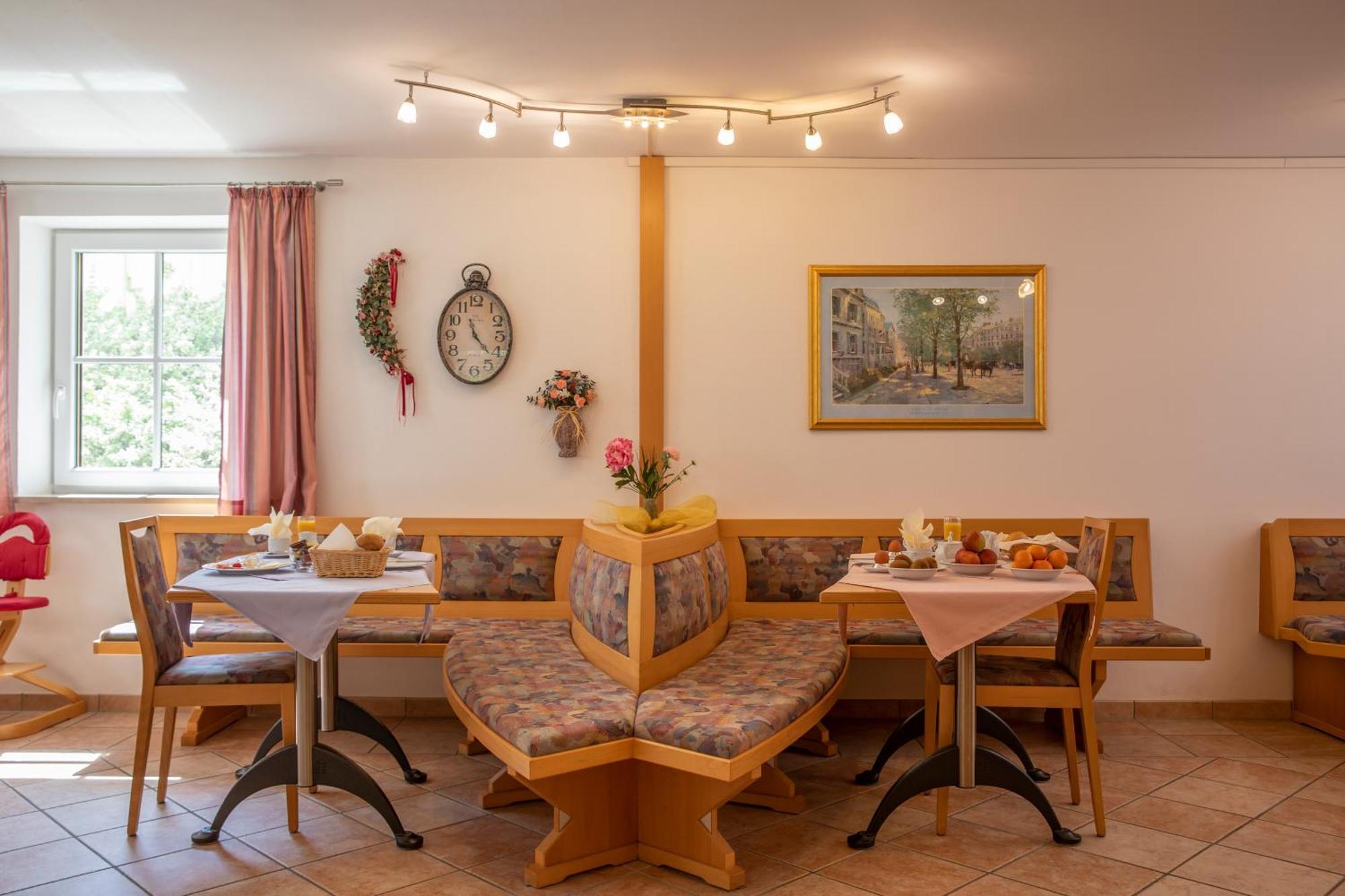 Pension Demmel, Bed & Breakfast Bruckmühl Buitenkant foto