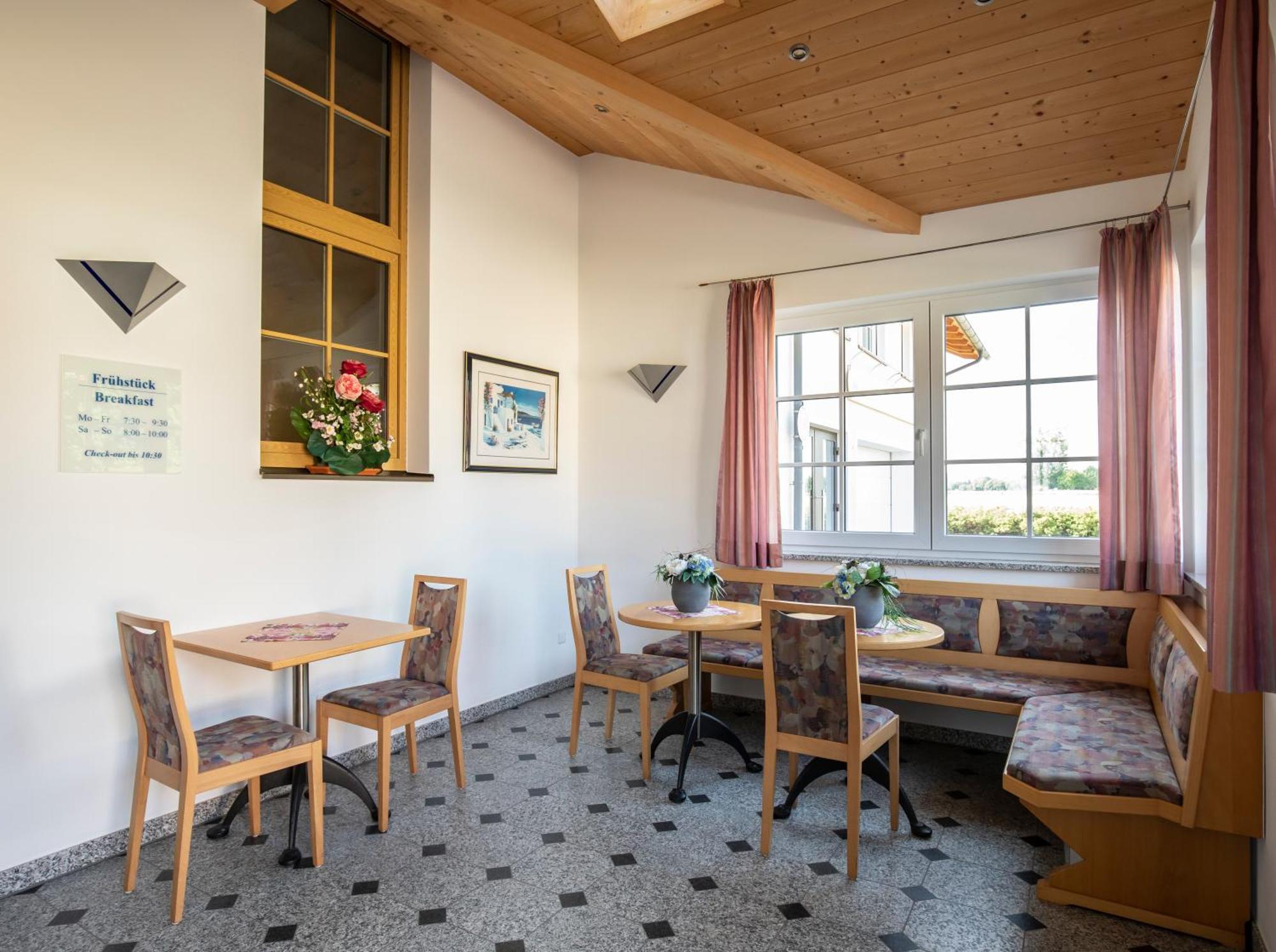 Pension Demmel, Bed & Breakfast Bruckmühl Buitenkant foto