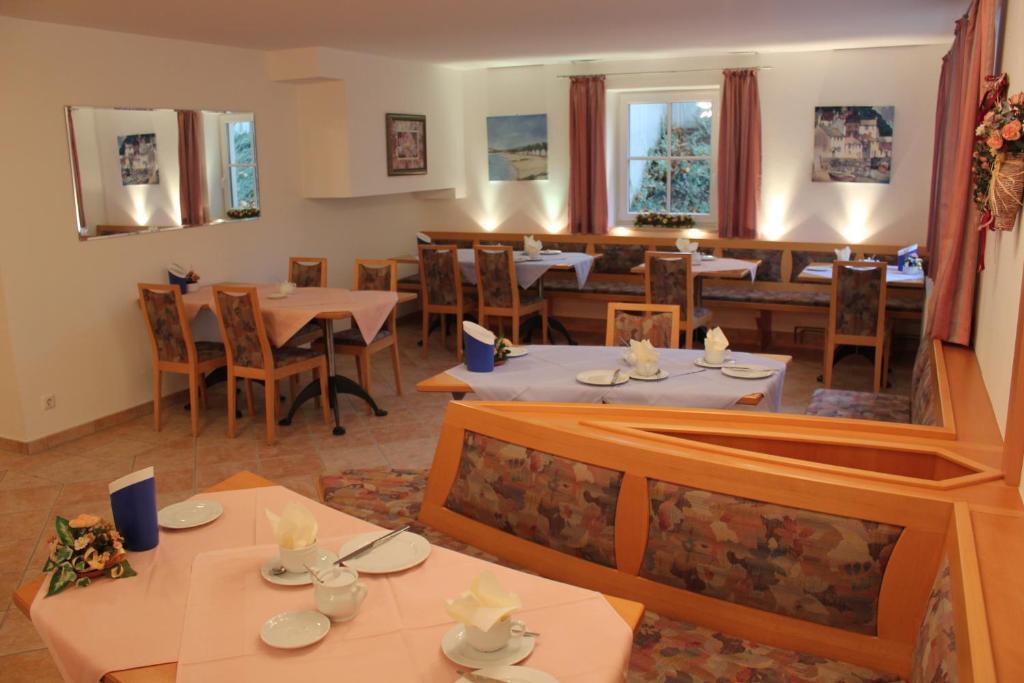 Pension Demmel, Bed & Breakfast Bruckmühl Buitenkant foto