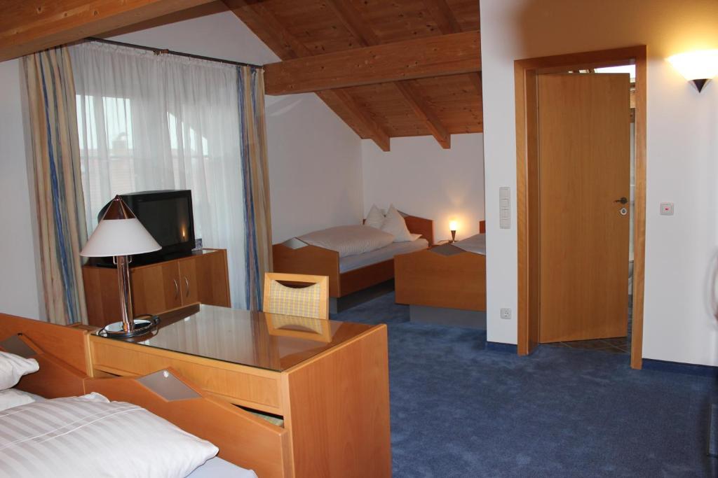 Pension Demmel, Bed & Breakfast Bruckmühl Kamer foto